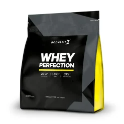 Sportvoeding & Drank<Body & Fit Whey Perfection Strawberry Milkshake 896 gr