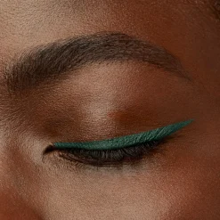 Contour Clubbing Waterproof Oogpotlood Green Comes True 70 1.2 gr^Bourjois