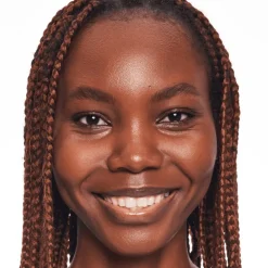 Foundation<Catrice Invisible Cover Foundation 065C 30 ml