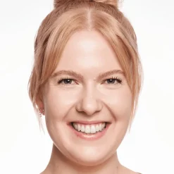 Foundation<Catrice Invisible Cover Foundation 005W 30 ml