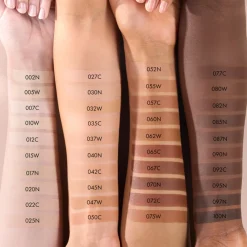 Foundation<Catrice Invisible Cover Foundation 045N 30 ml