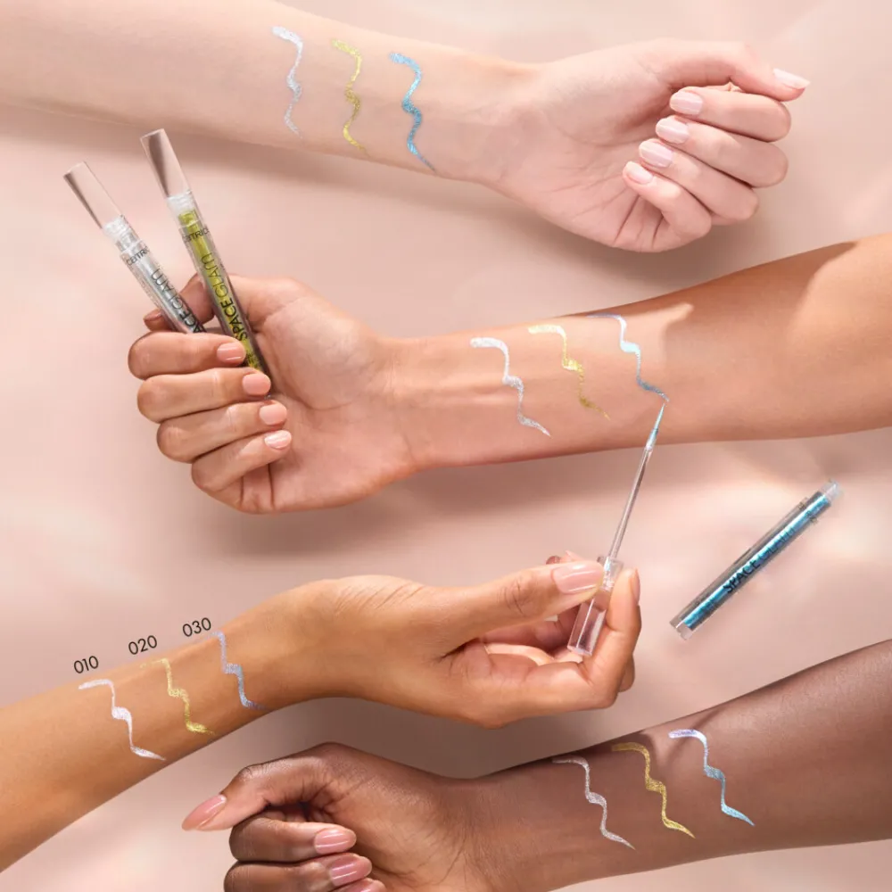 Space Glam Liquid Effect Eyeliner 020 Galactic Glitter 1,4 ml^Catrice Online