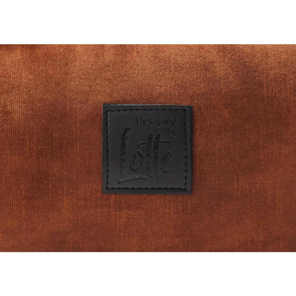 Manden & Dekens<Designed by Lotte Ligbed Yndis Terra 80 x 70 x 22 cm