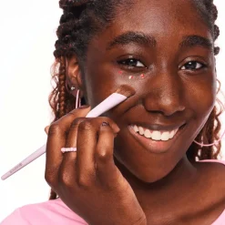 Concealer Brush Bye Bye Under Eye 1 pcs^essence New