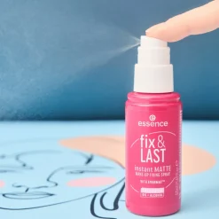 Settingspray<essence Fix & Last Make-Up Fixing Spray Instant Matte 50 ml