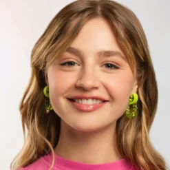 New Glossy Glaze High Shine Lipstick 01 Livin La Vida Mocha 1,9 gr Lipstick