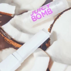 Juicy Bomb Glossy Butter Balm 06 Wake Me Up Before You Coco 2,5 gr^essence Hot