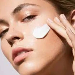 DayWear Anti-Oxidant 24H Moisture Dagcrème SPF 15 50 ml^Estee Lauder Clearance