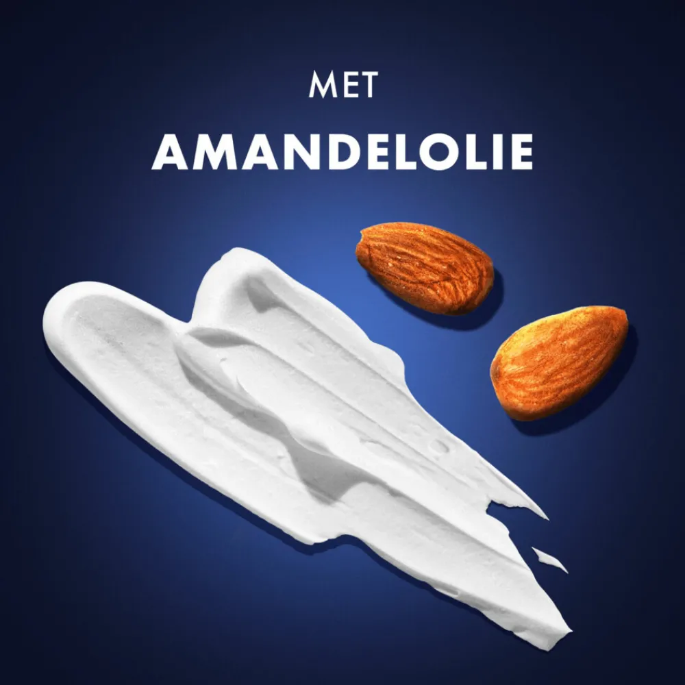Fusion Scheerschuim Met Amandelolie Voor De Gevoelige Huid 250 ml^Gillette Sale