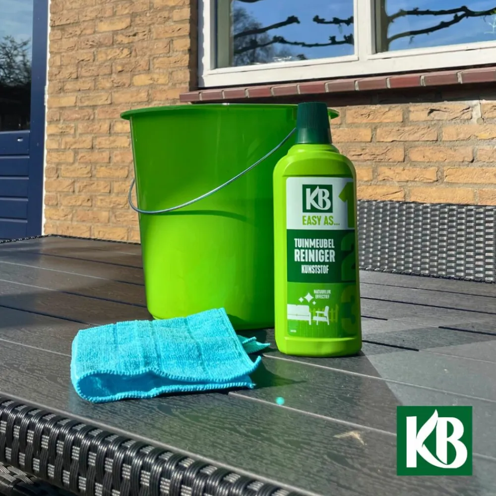 Reinigingsmiddelen<KB Easy Tuinmeubelreiniger Kunststof Concentraat 750 ml