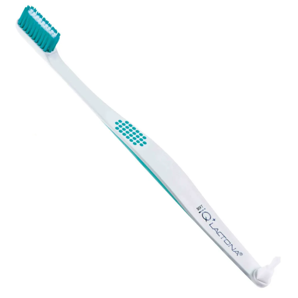 New Tandenborstel IQ+ Extra soft Tandenborstels