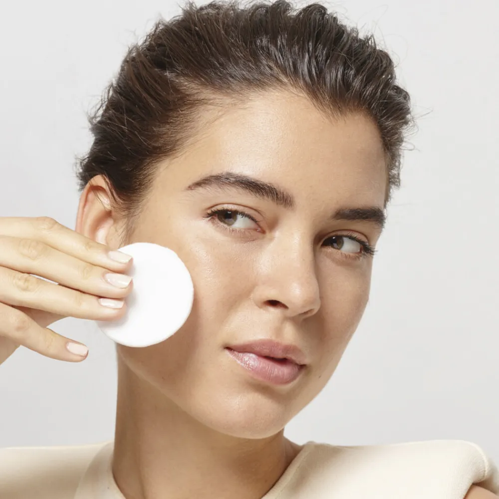 L'Oréal Revitalift 5% Glycolic Acid Peeling Toner 180 ml^LOréal Discount