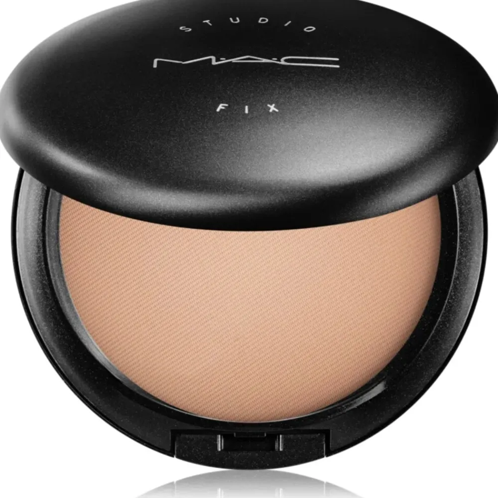 Studio Fix Powder Plus Foundation NW25 15 gr^MAC Cosmetics Hot