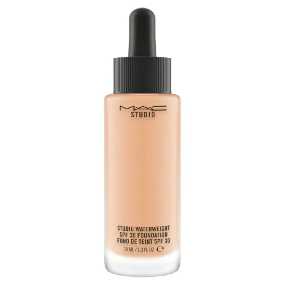 Studio Waterweight Foundation SPF 30 NC35 30 ml^MAC Cosmetics Sale
