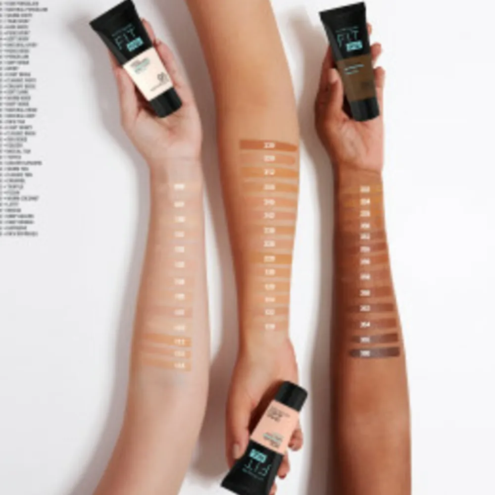 Discount Fit Me Matte + Poreless Foundation 124 Soft Sand Foundation