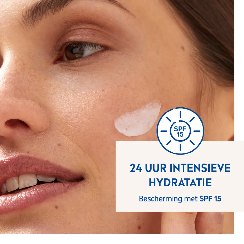 Dag- & Nachtcrème<NIVEA Dagcrème Verzachtend SPF 15 50 ml