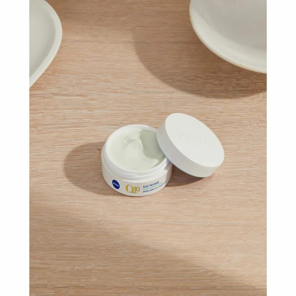 Outlet Q10 Dagcrème Anti-Rimpel Extra Licht SPF 15 50 ml Dag- & Nachtcrème