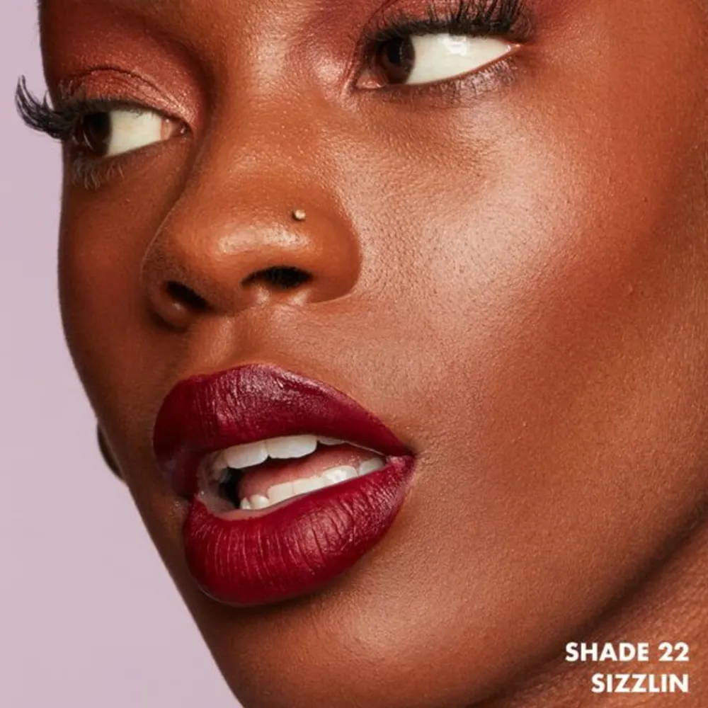 NYX Lip Lingerie XXL Matte Liquid Lipstick Sizzlin 4 ml^NYXr Hot