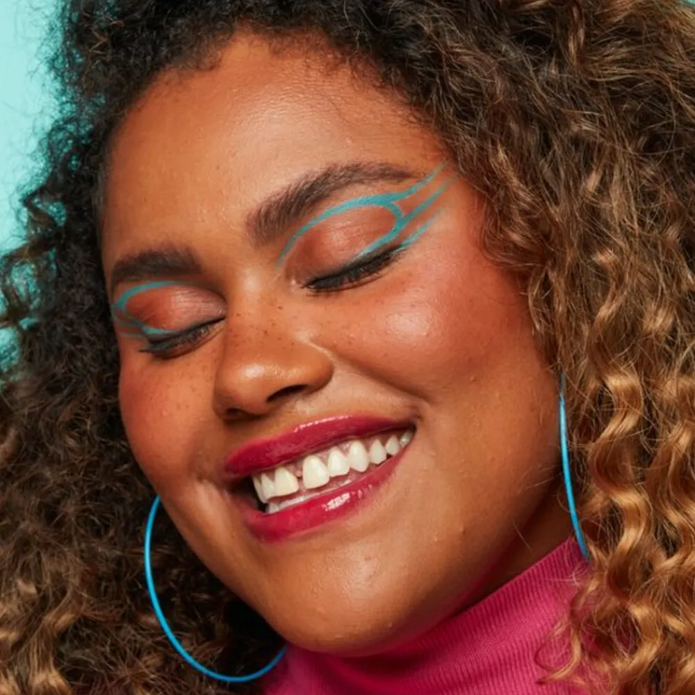 Clearance NYX Vivid Brights Matte Liquid Eyeliner Cyan Simp 2 ml Eyeliner