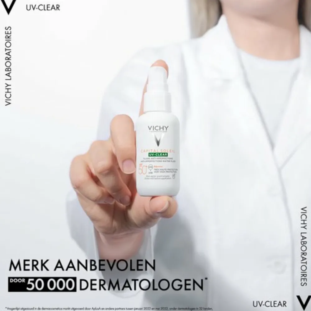 Discount Capital Soleil UV Clear Anti-onzuiverheden Zonnebrand SPF 50+ 40 ml Zon