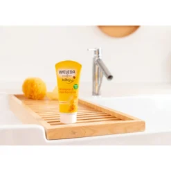 Bad & Douche<WELEDA Baby Calendula Babyshampoo & Douchecrème 200 ml