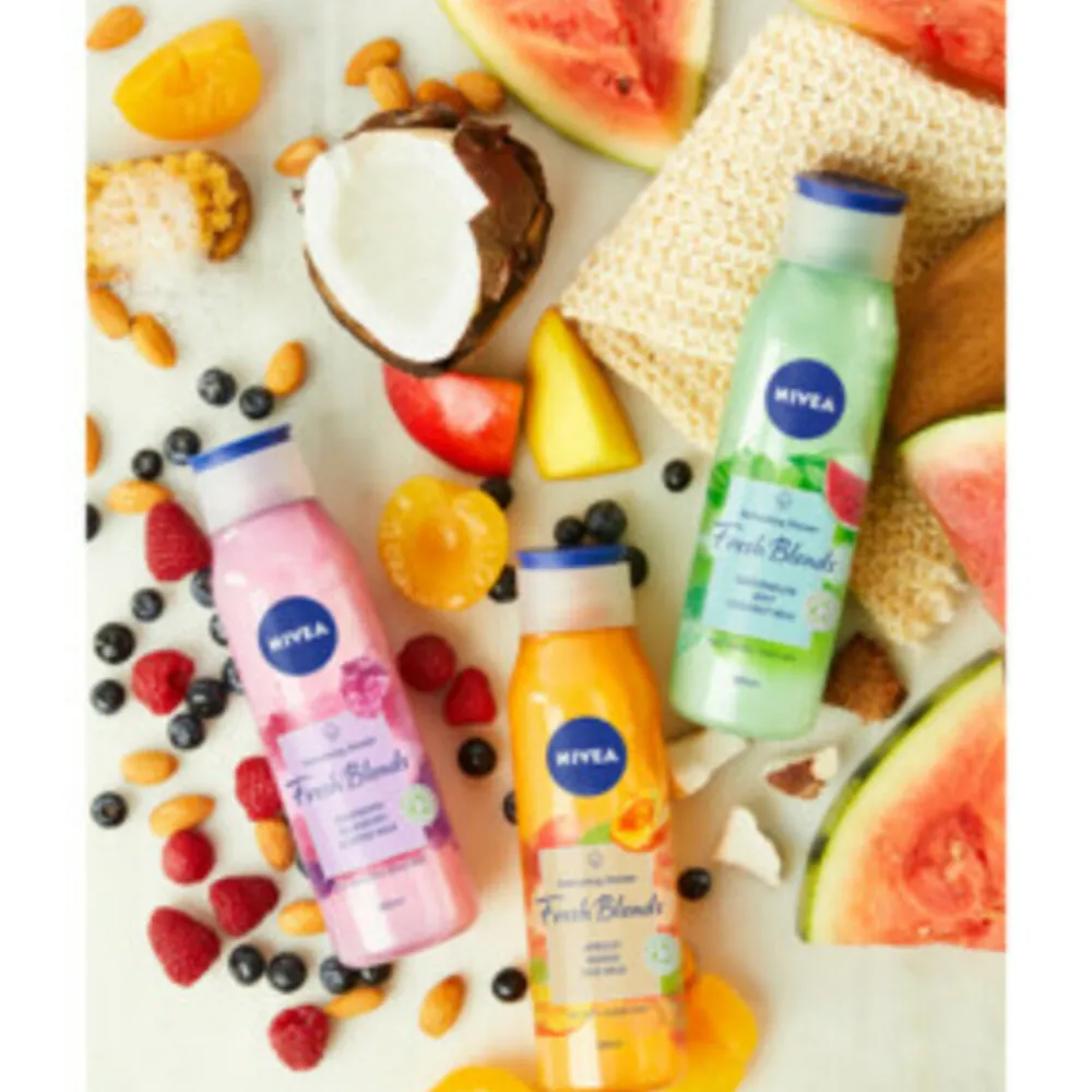 6x Fresh Blends Douchegel Fresh Blends Raspberry 300 ml^NIVEA Sale