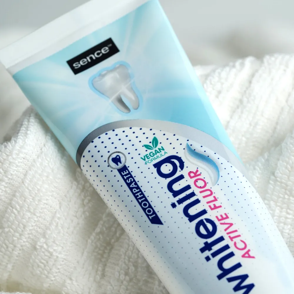 Best 6x Fresh Tandpasta Whitening Fluor Fresh 75 ml Spoelen & Poetsen