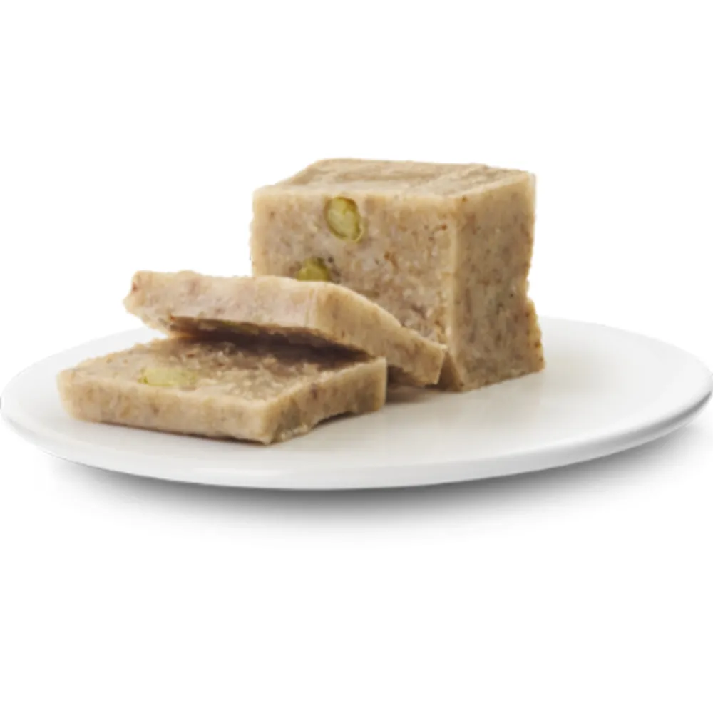 Kattenvoer<Voskes 24x Kattenvoer Nat Paté Adult Heek met Zalm & Erwtjes 85 gr