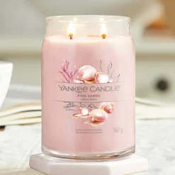 Kaarsen|Geurkaarsen<Yankee Candle Geurkaars Large Jar Pink Sands 567 gr