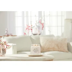 Kaarsen|Geurkaarsen<Yankee Candle Geurkaars Medium Jar Warm Cashmere 368 gr